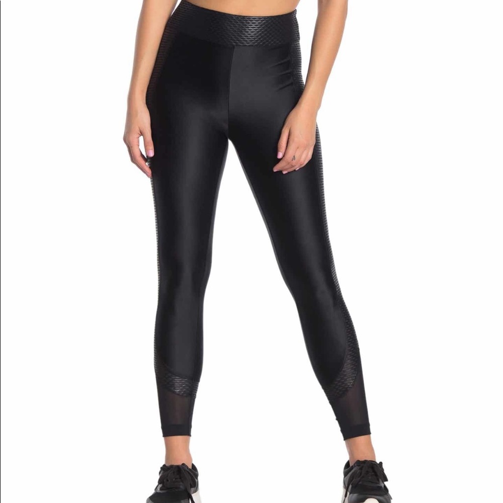 Lusturious High Rise Koral Mesh Legging